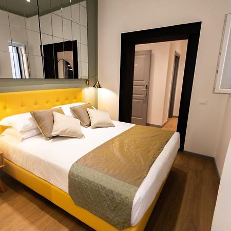 Hotel Trevi Monti House Rzym Zewnętrze zdjęcie