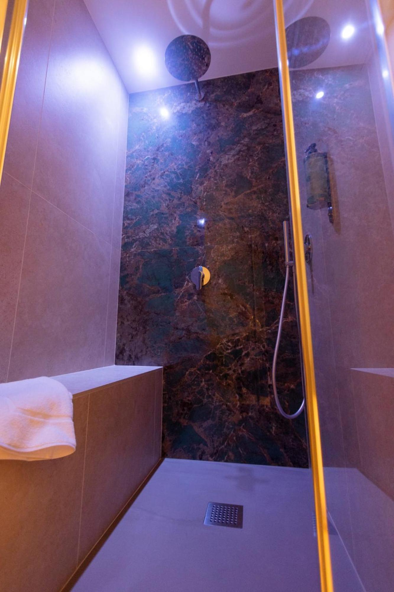 Hotel Trevi Monti House Rzym Zewnętrze zdjęcie